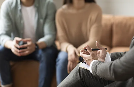 Solicita información de forma confidencial